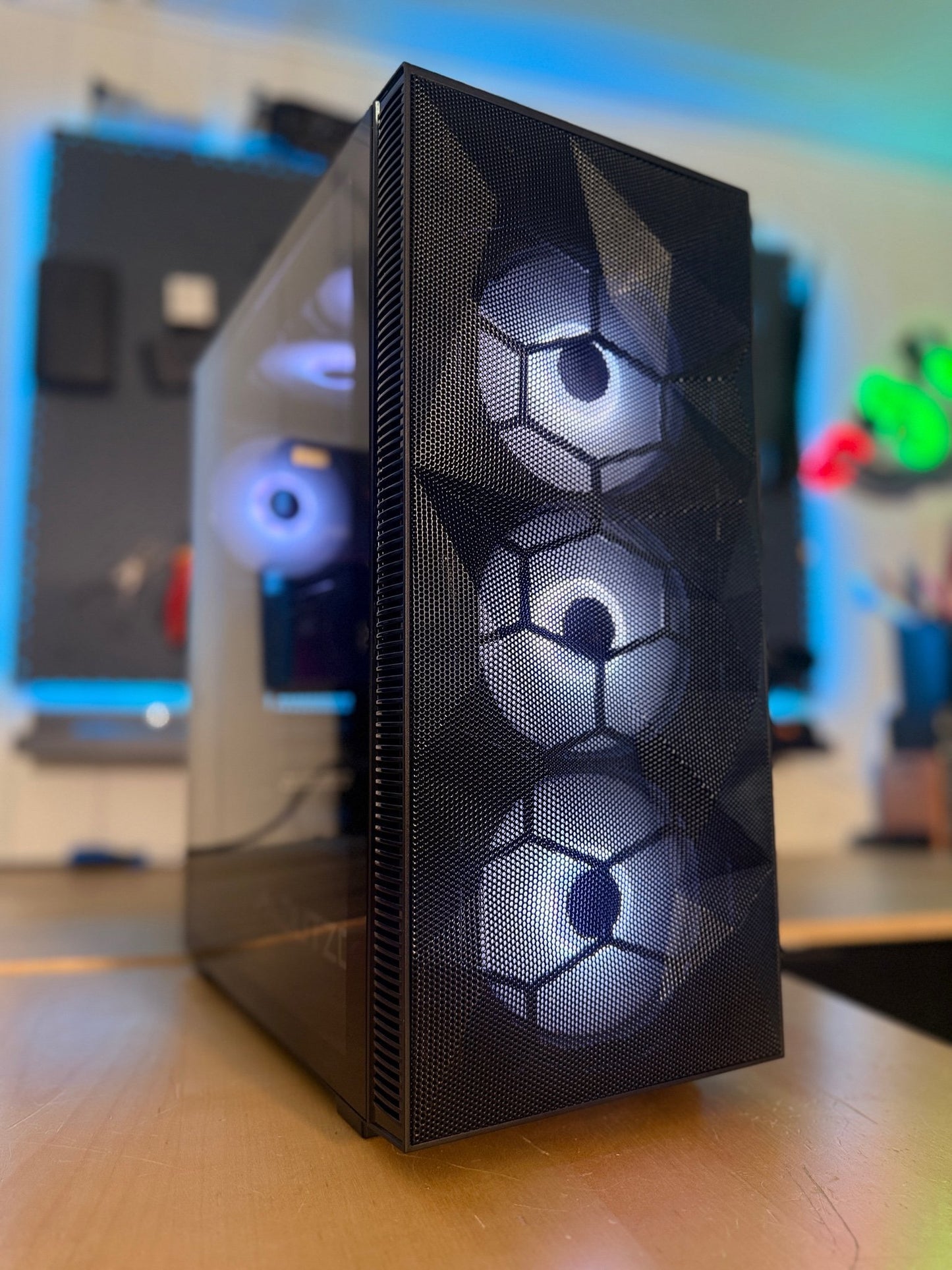 Ryzen 3600 - 32GB ram - RX 580 - 1TB SSD